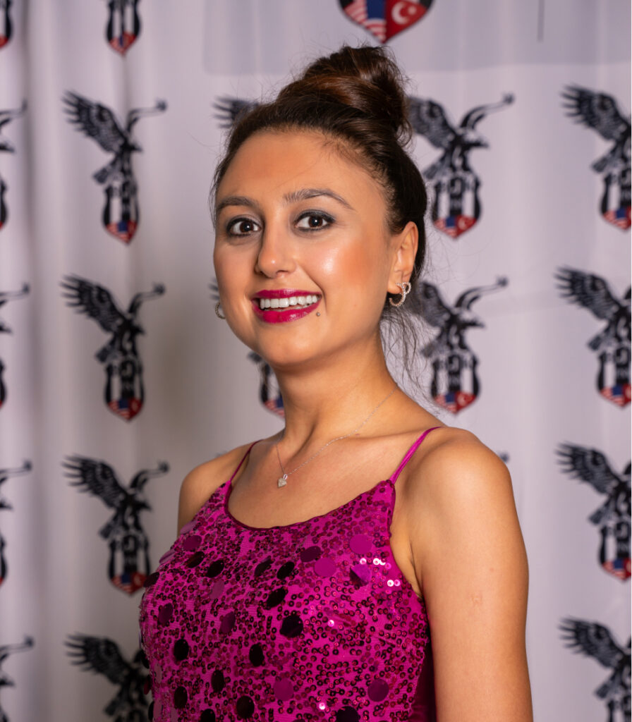 Esinay ÖZYURTDAŞ
