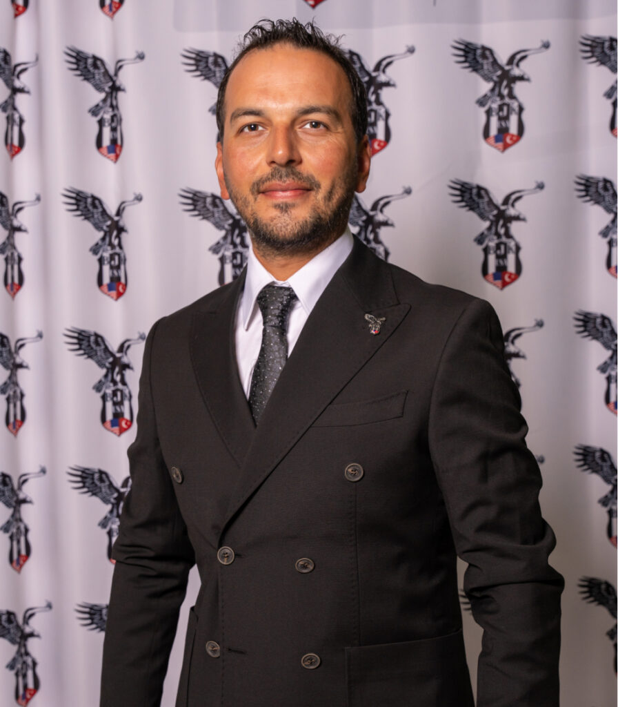 Kahraman ÖZDEMİR